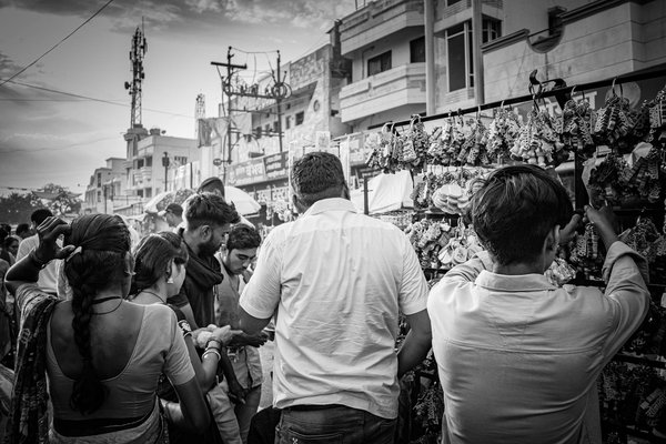 Techniques Ingénieuses pour une Campagne Réussie de Sensibilisation à la Gestion des Déchets Électroniques